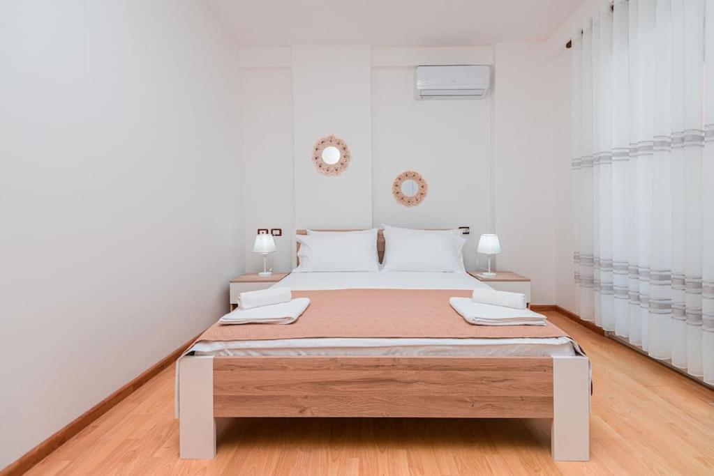 Grand View Apartment Durrës Esterno foto