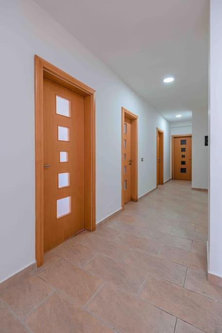 Grand View Apartment Durrës Esterno foto