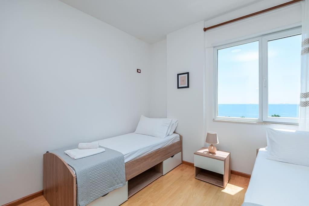 Grand View Apartment Durrës Esterno foto
