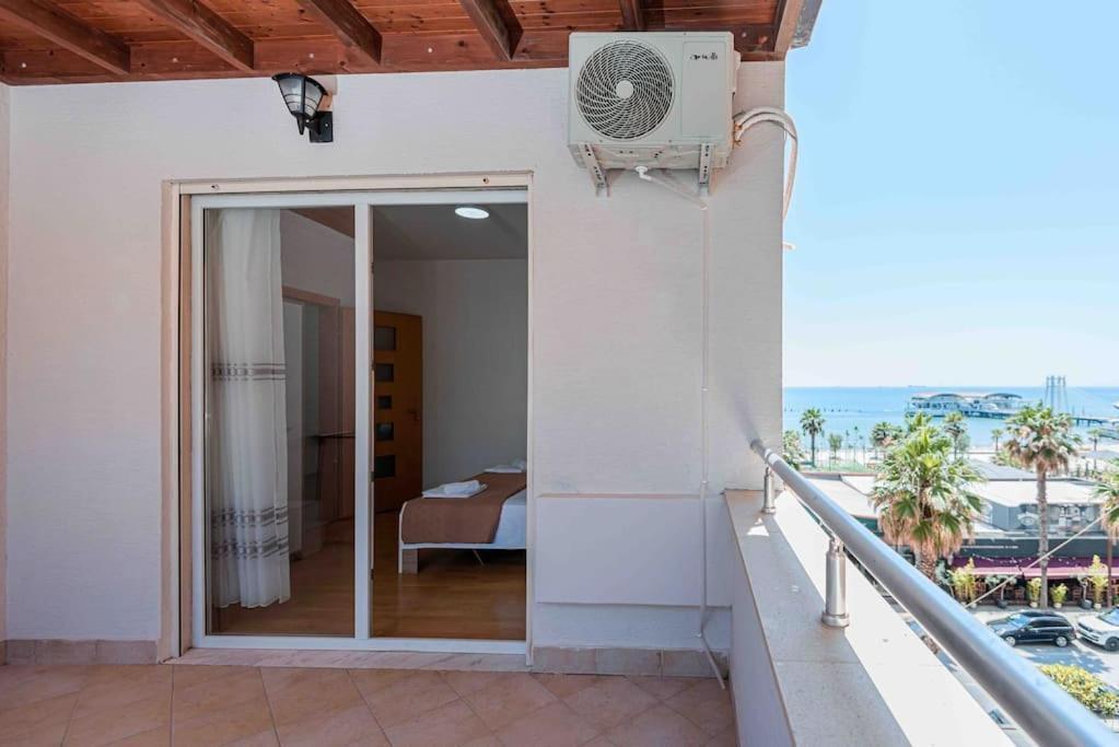 Grand View Apartment Durrës Esterno foto