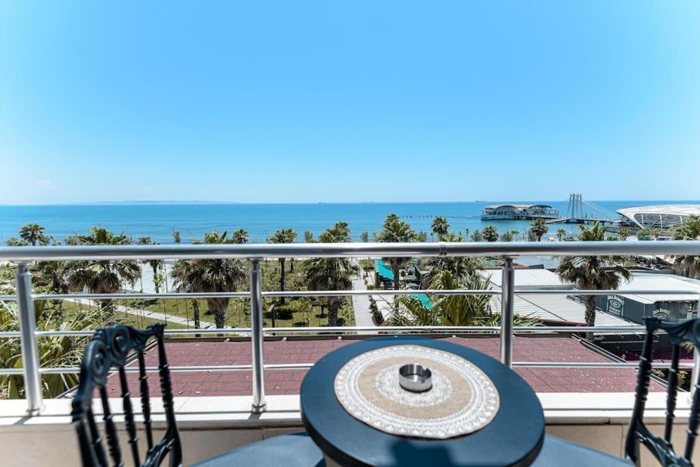 Grand View Apartment Durrës Esterno foto